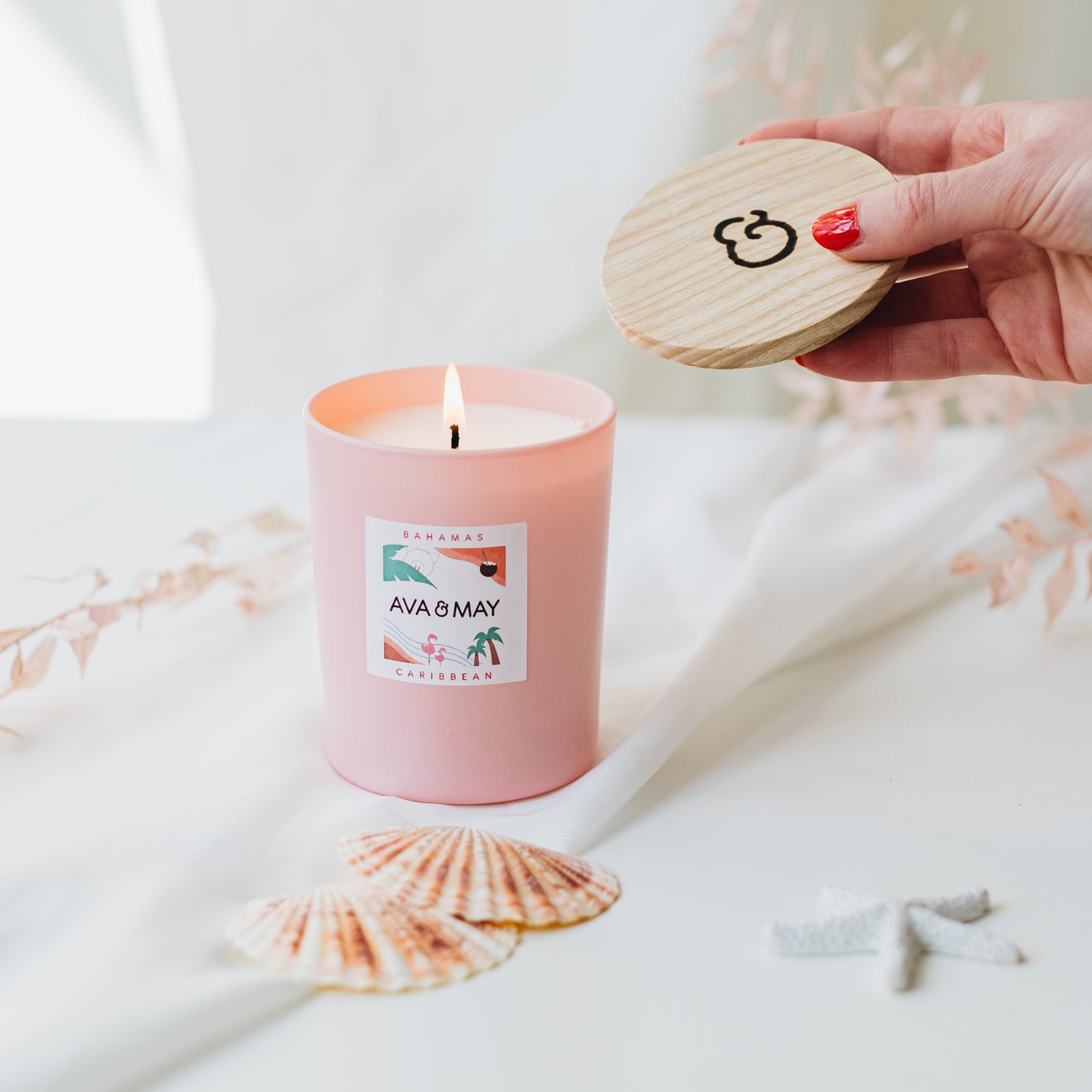 get-the-official-bougie-parfumee-bahamas-supply_1.jpg